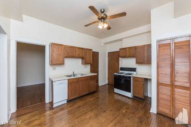 Main picture of 3414 N Halsted St