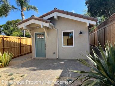 Main picture of 670 Poinsettia Park N