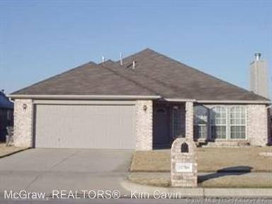 Main picture of 11704 S Holley Ave