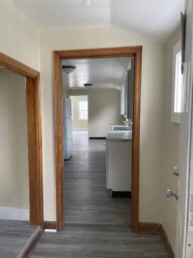 Main picture of 829 13th St N