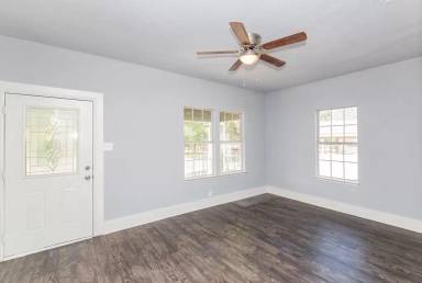 Main picture of 2544 Sol Wilson Ave