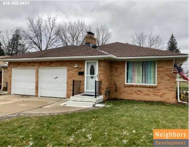 Main picture of 1135 Carrier Creek Blvd NE