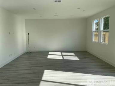 Main picture of 16333 Malibu Dr