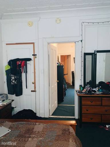 Main picture of 459 Woodward Ave