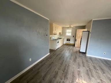 Main picture of 106 S Colony Ct