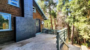 Main picture of 480 Valley Rd