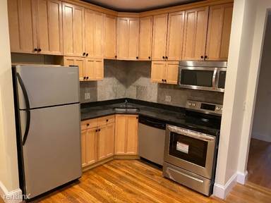 Main picture of 312 Tappan St