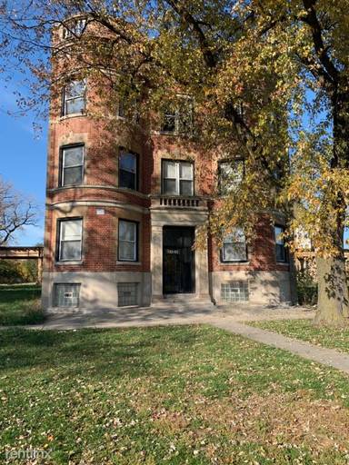 Main picture of 6014 S Calumet Ave