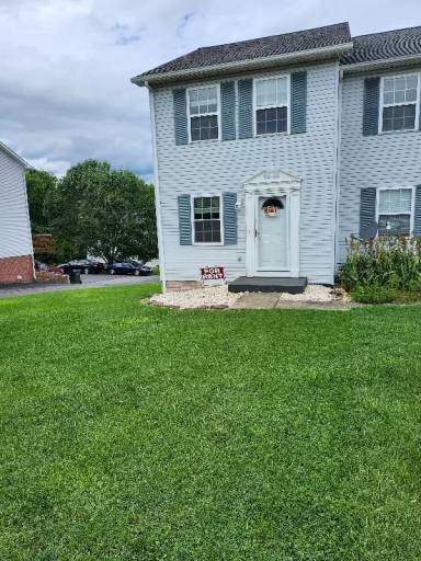 Main picture of 219 Hunter Hills Cir