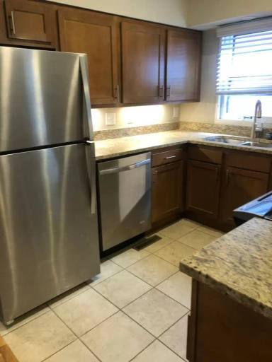 Main picture of 1282 Hunter Ave