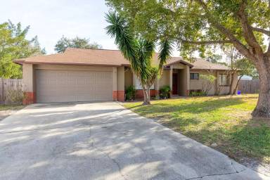 Main picture of 123 Grove Hollow Ct