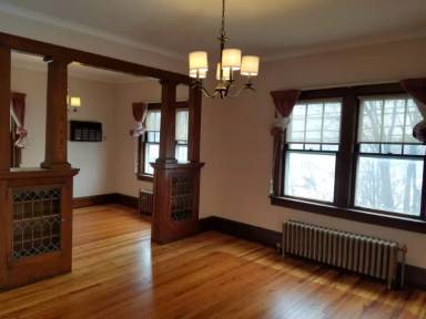 Main picture of 75 Parsonage St