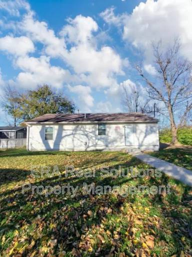 Main picture of 2967 E 8th Ave