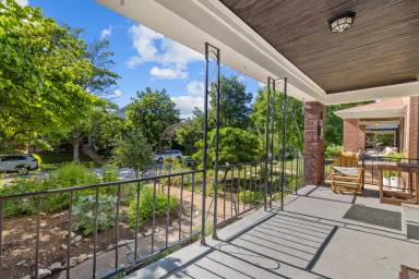 Main picture of 3124 Gurney Ave