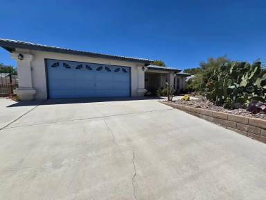 Main picture of 905 Cimarron Ct