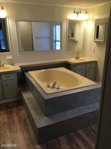 Main picture of 3601 Beard Rd