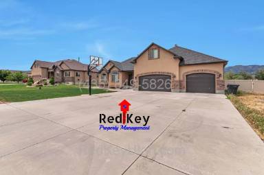 Main picture of 504 Honey Tree Ln
