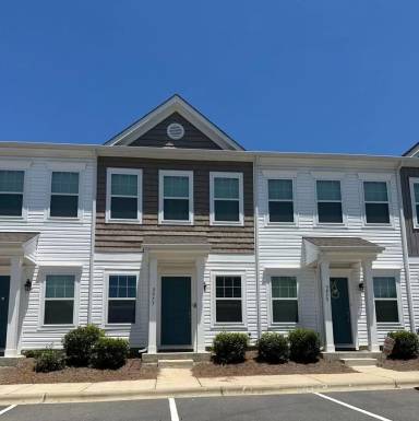 Main picture of 3977 Wagon Way