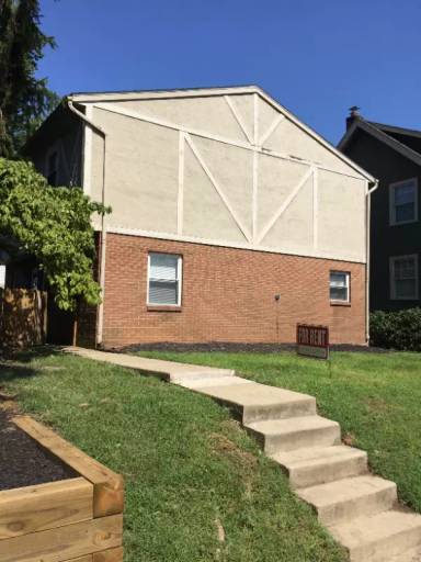 Main picture of 136 W Pacemont Rd