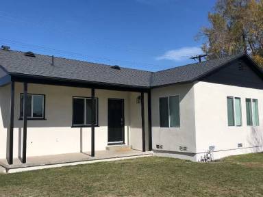 Main picture of 2105 W Lullaby Ln