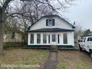 Main picture of 408 Clegg St
