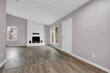 Main picture of 7215 Johnnycake Rd