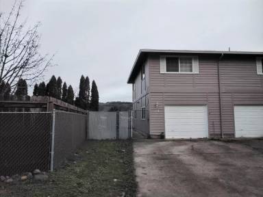 Main picture of 118 NW Christie Ct