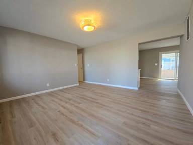 Main picture of 2405 Hathaway Dr