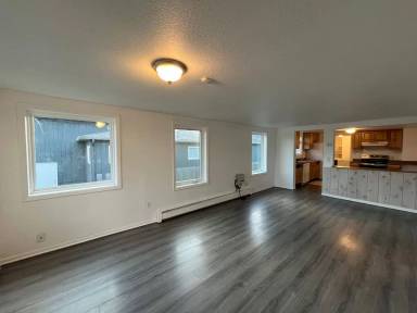Main picture of 138 N Klevin St
