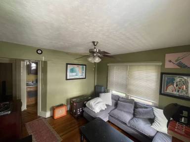 Main picture of 81 Pearson Dr