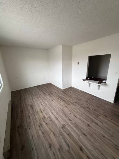 Main picture of 200 S Marshall St