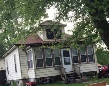 Main picture of 515 N Cadwell Ave