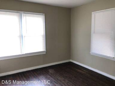 Main picture of 1701 N Page Ave