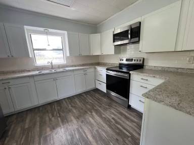 Main picture of 15594 County Road 136