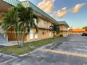 Main picture of 505 NW 177th St Apartments