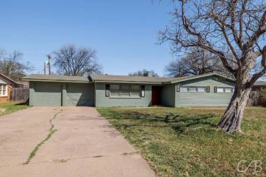Main picture of 3318 Green Acres Rd