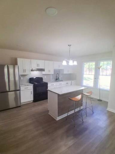 Main picture of 109 W Blue Mountain Rd