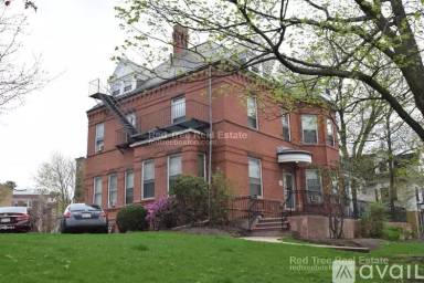 Main picture of 89 Englewood Ave