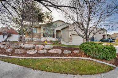 Main picture of 4827 W Boulder Meadow Dr