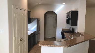 Main picture of 4406 Davenport St