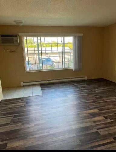 Main picture of 5811 Tower St