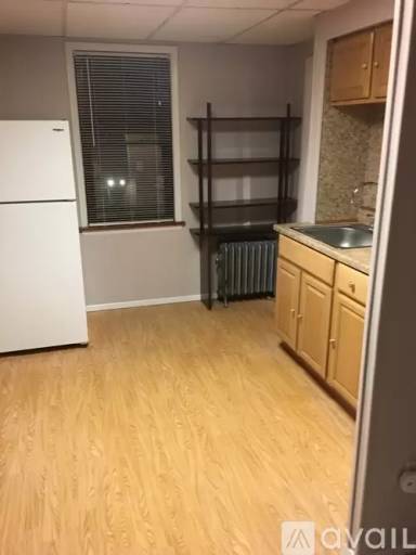 Main picture of 500 North Ave