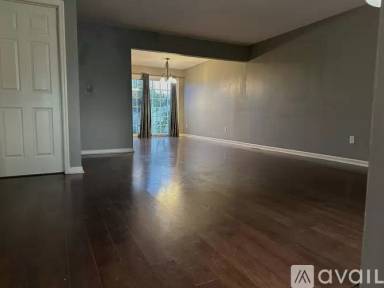 Main picture of 50 Nottingham Dr