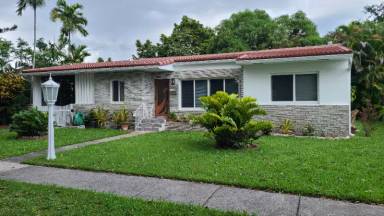 Main picture of 3965 SW 60th Ct