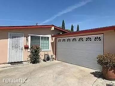 Main picture of 1837 Seaview Dr