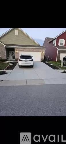 Main picture of 5279 Tanglewood Ln