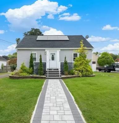 Main picture of 21 Dora Ave