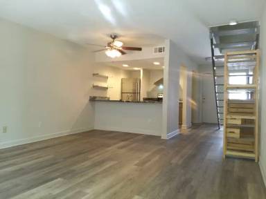 Main picture of 8802 Ilona Ln