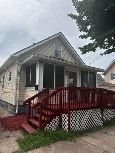 Main picture of 2330 15th St SW