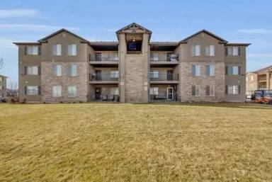 Main picture of 3585 E Rock Creek Rd
